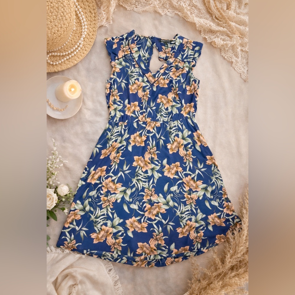 41 Hawthorn Stitch Fix Floral Blue Fit & Flare Dress | Size Large